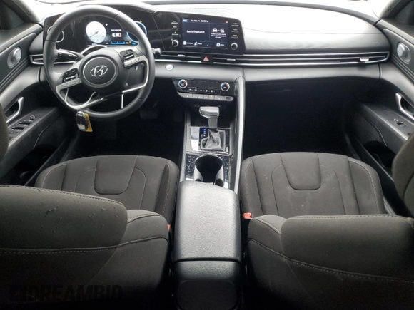 2022 Hyundai Elantra SEL z VIN KMHLN4AG7NU245746, wystawiony jako Copart lot #48896585 z przebiegiem 35 758 mil mil oraz Szkoda całkowita • Salvage title. Historia ofert i sprzedaży dostępna na DreamBid. Obrazek 8.