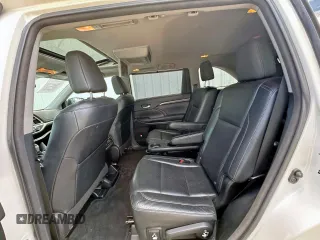 2014 Toyota Highlander Limited with VIN 5TDYKRFH8ES007510, listed as a Copart auction lot 63150215 with 229,244 mi miles and Clean title. Bid and sale history available at DreamBid. Image 6.
