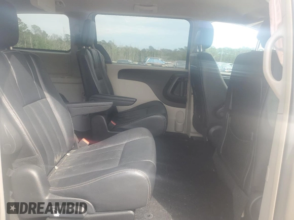 2014 Chrysler Town & Country Touring with VIN 2C4RC1BG4ER255049, listed as a Copart auction lot 56139145 with 167,073 mi miles and Salvage title. Bid and sale history available at DreamBid. Image 11.