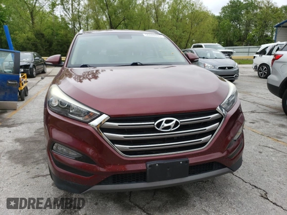 2016 Hyundai Tucson Limited z VIN KM8J33A27GU113407, wystawiony jako Copart lot #56000655 z przebiegiem 133 670 mil mil oraz Czysty tytuł • Clean title. Historia ofert i sprzedaży dostępna na DreamBid. Obrazek 5.
