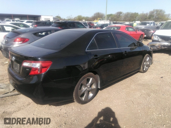 2014 Toyota Camry L with VIN 4T1BF1FKXEU397458, listed as a IAAI auction lot 41852126 with 122,075 mi miles. Bid and sale history available at carsss.com. Image 4.