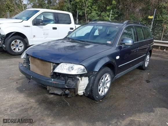 2004 Volkswagen Passat Wagon GLS with VIN WVWVD63B84E306348, listed as a IAAI auction lot 41742484 with NaN miles. Bid and sale history available at carsss.com. Image 2.