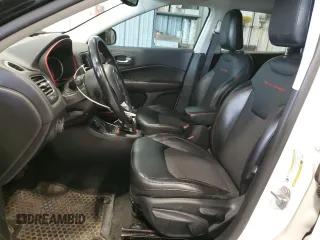 2019 Jeep Compass Trailhawk с VIN 3C4NJDDB2KT835304, выставлен на аукционе Copart как лот 65568965 с пробегом 76 061 миль миль и Списание • Salvage title. История ставок и продаж доступна на DreamBid. Изображение 7.