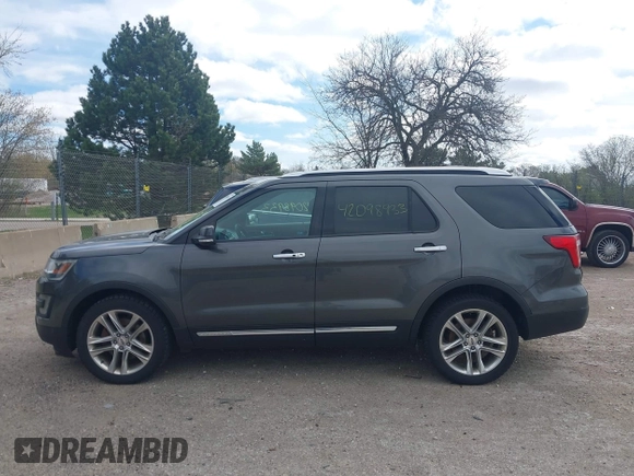 2016 Ford Explorer Limited with VIN 1FM5K8F89GGA06436, listed as a IAAI auction lot 42098933 with 215,526 mi miles. Bid and sale history available at carsss.com. Image 14.