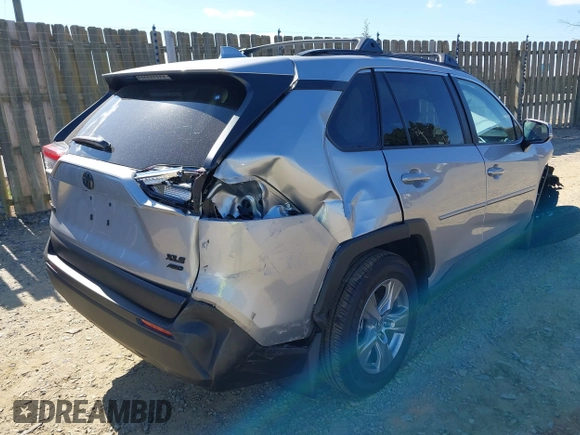 2024 Toyota RAV4 XLE with VIN 2T3P1RFV3RC480256, listed as a IAAI auction lot 41899362 with 1,770 mi miles. Bid and sale history available at carsss.com. Image 4.