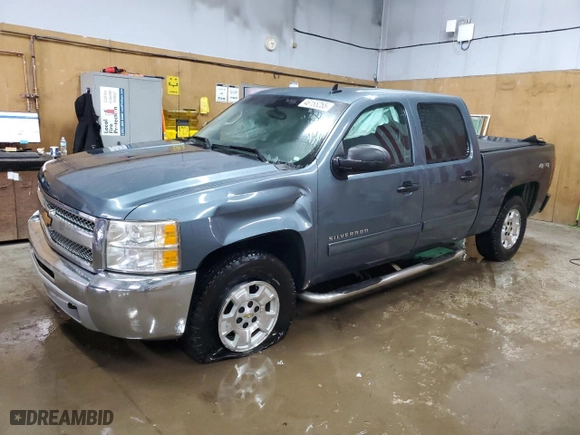 2013 Chevrolet Silverado 1500 LT with VIN 3GCPKSE78DG375159, listed as a Copart auction lot 46155255 with 198,244 mi miles and Clean Title. Bid and sale history available at carsss.com. Image 1.