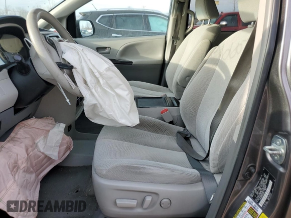 2014 Toyota Sienna LE AAS with VIN 5TDKK3DCXES421821, listed as a Copart auction lot 43223295 with 163,575 mi miles and Non Repairable. Bid and sale history available at carsss.com. Image 7.