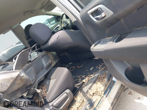 2017 Nissan Pathfinder SL z VIN 5N1DR2MN6HC631270, wystawiony jako IAAI lot #42287354 z przebiegiem 81 943 mil mil oraz . Historia ofert i sprzedaży dostępna na DreamBid. Obrazek 8.