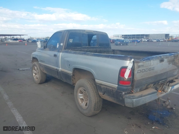1997 Dodge Ram 1500 with VIN 1B7HF16Y9VJ531543, listed as a IAAI auction lot 41364393 with 193,209 mi miles. Bid and sale history available at carsss.com. Image 3.
