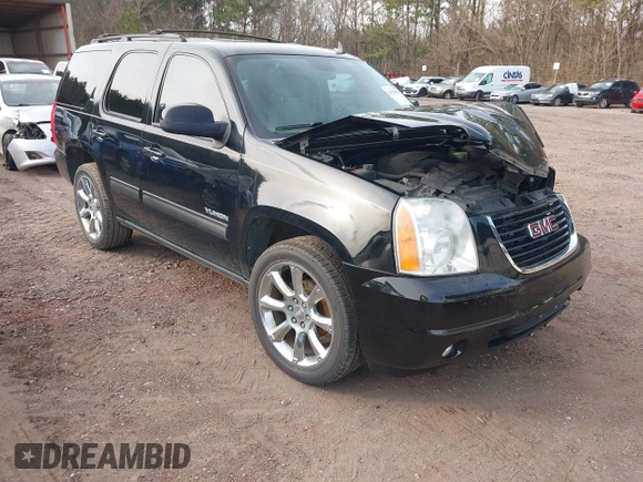 2012 GMC Yukon SLT with VIN 1GKS1CE06CR104447, listed as a IAAI auction lot 41589823 with 183,003 mi miles. Bid and sale history available at carsss.com. Image 1.