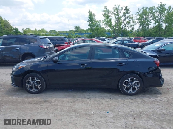 2021 Kia Forte LXS z VIN 3KPF24AD7ME264763, wystawiony jako IAAI lot #42477136 z przebiegiem 48 667 mil mil oraz . Historia ofert i sprzedaży dostępna na DreamBid. Obrazek 14.