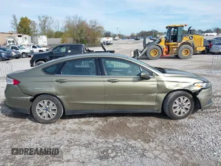 2013 Ford Fusion S with VIN 3FA6P0G75DR174263, listed as a IAAI auction lot 40791693 with 191,895 mi miles and . Bid and sale history available at DreamBid. Image 14.