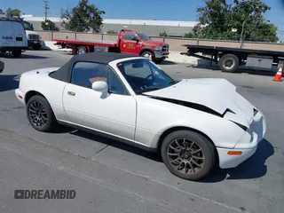 1995 Mazda MX-5 Miata with VIN JM1NA3539S0609999, listed as a IAAI auction lot 42729905 with 158,568 mi miles and . Bid and sale history available at DreamBid. Image 1.