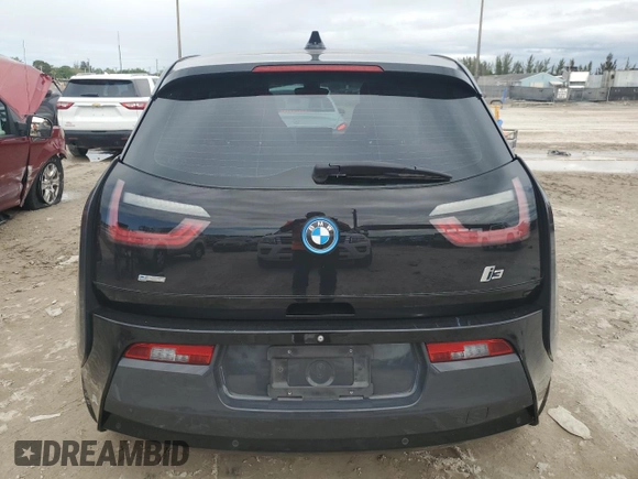 2014 BMW i3 with VIN WBY1Z2C53EV284116, listed as a Copart auction lot 47068395 with 2,304 mi miles and Non Repairable. Bid and sale history available at carsss.com. Image 6.
