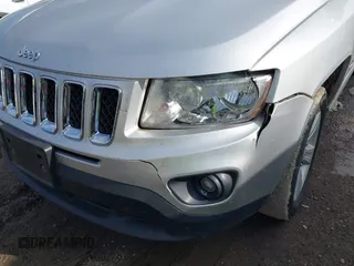 2011 Jeep Compass with VIN 1J4NT1FB4BD252724, listed as a IAAI auction lot 41247389 with 162,028 mi miles. Bid and sale history available at carsss.com. Image 6.