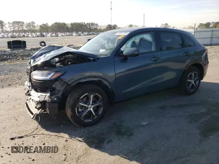 2025 Honda HR-V EX-L z VIN 3CZRZ1H72SM737733, wystawiony jako Copart lot #50651755 z przebiegiem 2259 mil mil oraz Szkody całkowita. Historia ofert i sprzedaży dostępna na DreamBid. Obrazek 1.