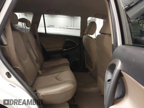 2011 Toyota RAV4 with VIN JTMZF4DV9B5036584, listed as a IAAI auction lot 41270074 with 231,474 mi miles. Bid and sale history available at carsss.com. Image 8.