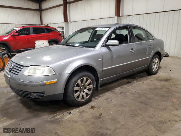 2003 Volkswagen Passat GLS with VIN WVWPD63B53P283672, listed as a Copart auction lot 84268454 with 134,875 mi miles and Salvage Title. Bid and sale history available at carsss.com. Image 1.