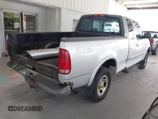 2003 Ford F-150 XL с VIN 2FTRX18W03CA23003, выставлен на аукционе IAAI как лот 42403479 с пробегом 316 789 миль миль и . История ставок и продаж доступна на DreamBid. Изображение 4.