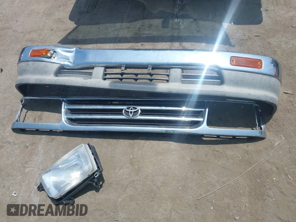 1995 Toyota T100 SR5 z VIN JT4VD12F8S0013406, wystawiony jako IAAI lot #42465291 z przebiegiem 205 683 mil mil oraz . Historia ofert i sprzedaży dostępna na DreamBid. Obrazek 12.