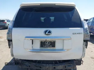 2021 Lexus GX 460 Premium z VIN JTJAM7BX2M5272499, wystawiony jako IAAI lot #42014680 z przebiegiem 90 550 mil mil oraz . Historia ofert i sprzedaży dostępna na DreamBid. Obrazek 17.