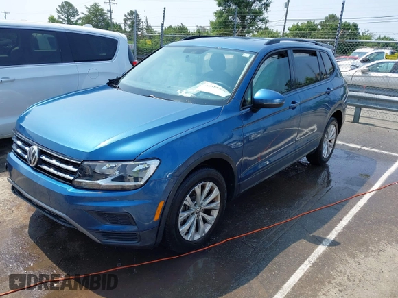 2019 Volkswagen Tiguan S с VIN 3VV1B7AX0KM122040, выставлен на аукционе IAAI как лот 42389559 с пробегом 53 122 миль миль и . История ставок и продаж доступна на DreamBid. Изображение 17.
