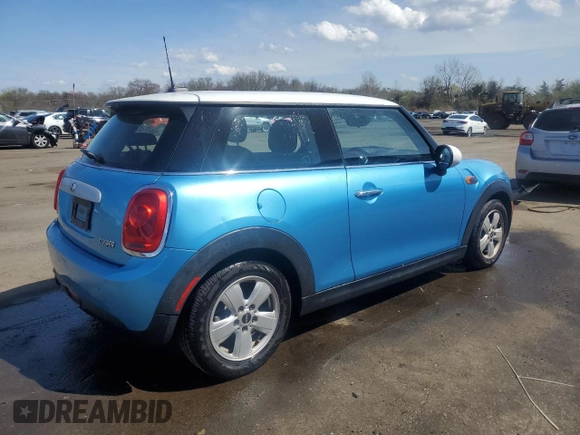 2015 MINI Hardtop with VIN WMWXM5C51FT941503, listed as a Copart auction lot 52903145 with 92,425 mi miles and Salvage Title. Bid and sale history available at DreamBid. Image 3.