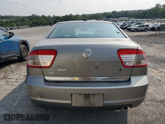 2008 Mercury Milan Premier with VIN 3MEHM08Z28R633619, listed as a Copart auction lot 84445744 with 170,147 mi miles and Salvage title. Bid and sale history available at DreamBid. Image 6.
