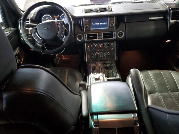 2011 Land Rover Range Rover HSE Lux z VIN SALMF1D44BA336548, wystawiony jako Copart lot #44225145 z przebiegiem 175 804 mil mil oraz Szkoda całkowita • Salvage title. Historia ofert i sprzedaży dostępna na DreamBid. Obrazek 8.