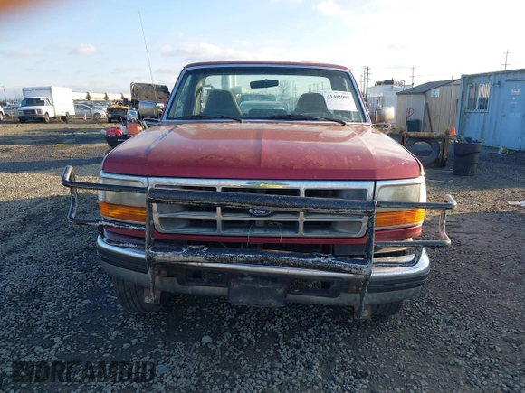 1996 Ford F-150 with VIN 1FTEF14H7TLB56002, listed as a IAAI auction lot 41403997 with 216,886 mi miles. Bid and sale history available at carsss.com. Image 12.