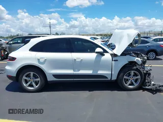 2018 Porsche Macan with VIN WP1AA2A55JLB07597, listed as a IAAI auction lot 42480683 with Not provided miles and . Bid and sale history available at DreamBid. Image 14.