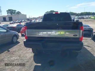 2018 Ford F-250 XL with VIN 1FT7W2BT5JEC36583, listed as a IAAI auction lot 40254495 with 137,845 mi miles and . Bid and sale history available at DreamBid. Image 16.