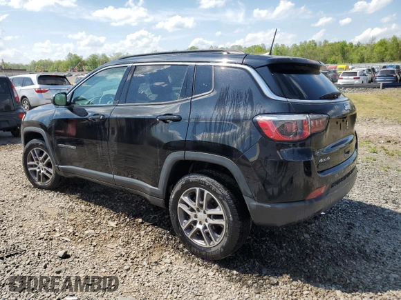 2020 Jeep Compass Latitude z VIN 3C4NJDBB8LT217957, wystawiony jako Copart lot #55413295 z przebiegiem 103 659 mil mil oraz Szkoda całkowita • Salvage title. Historia ofert i sprzedaży dostępna na DreamBid. Obrazek 2.
