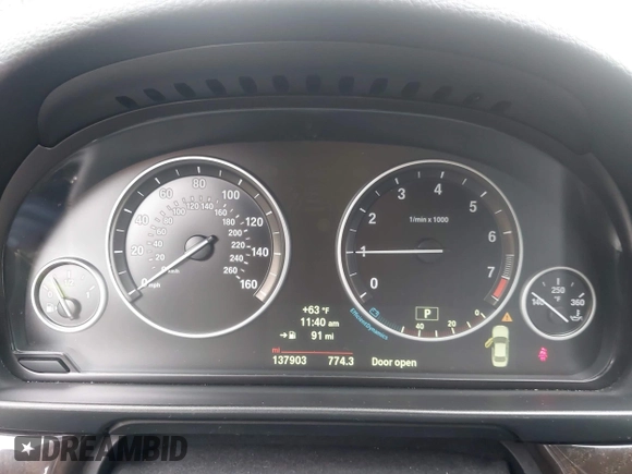 2014 BMW 5 Series 528i xDrive z VIN WBA5A7C53ED614914, wystawiony jako IAAI lot #42509306 z przebiegiem 137 903 mil mil oraz . Historia ofert i sprzedaży dostępna na DreamBid. Obrazek 7.