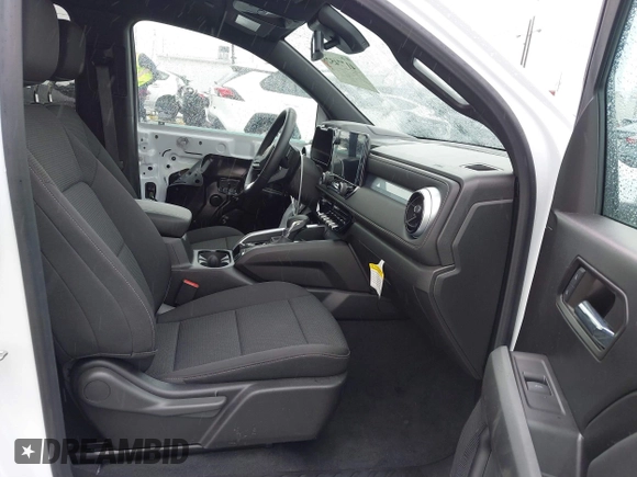 2024 Chevrolet Colorado 2WD LT with VIN 1GCPSCEK4R1172365, listed as a IAAI auction lot 41774526 with 4,836 mi miles. Bid and sale history available at carsss.com. Image 5.