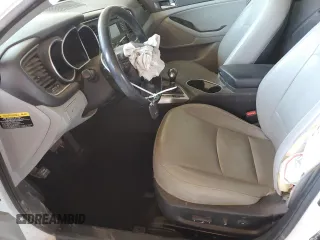 2014 Kia Optima EX z VIN 5XXGN4A71EG275210, wystawiony jako Copart lot #58095515 z przebiegiem 113 030 mil mil oraz Szkoda całkowita • Salvage title. Historia ofert i sprzedaży dostępna na DreamBid. Obrazek 7.