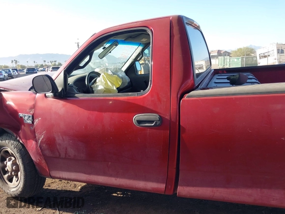 2001 Ford F-150 XL with VIN 2FTPF17Z81CA55099, listed as a IAAI auction lot 41354712 with 139,226 mi miles and . Bid and sale history available at DreamBid. Image 14.