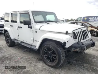 2018 Jeep Wrangler JK Unlimited Sahara with VIN 1C4BJWEG1JL824569, listed as a Copart auction lot 70665254 with 30,083 mi miles and Salvage Title. Bid and sale history available at carsss.com. Image 4.