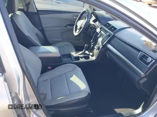 2015 Toyota Camry XLE z VIN 4T1BF1FK5FU891261, wystawiony jako IAAI lot #41262797 z przebiegiem 149 271 mil mil oraz . Historia ofert i sprzedaży dostępna na DreamBid. Obrazek 5.