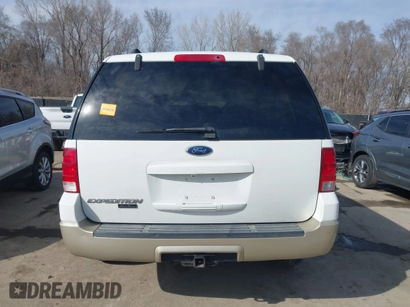 2006 Ford Expedition Eddie Bauer z VIN 1FMPU18566LA95837, wystawiony jako IAAI lot #41739584 z przebiegiem 248 823 mil mil oraz . Historia ofert i sprzedaży dostępna na DreamBid. Obrazek 17.
