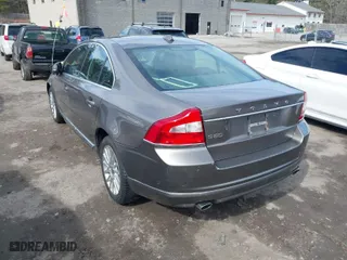 2012 Volvo S80 3.2L with VIN YV1940AS7C1159215, listed as a IAAI auction lot 41760100 with 121,835 mi miles. Bid and sale history available at carsss.com. Image 3.
