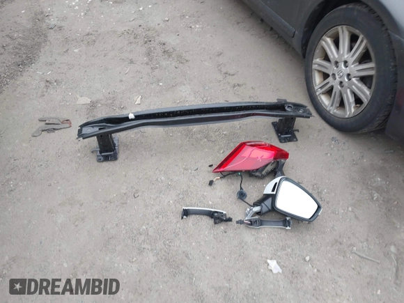 2022 Volkswagen Tiguan SE z VIN 3VV2B7AX9NM029204, wystawiony jako IAAI lot #41248800 z przebiegiem 24 450 mil mil oraz . Historia ofert i sprzedaży dostępna na DreamBid. Obrazek 12.