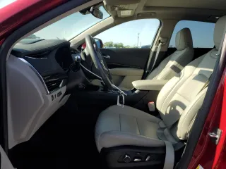 2020 Cadillac XT4 FWD Premium Luxury with VIN 1GYFZCR47LF040062, listed as a Copart auction lot 52309415 with 12,517 mi miles and Salvage title. Bid and sale history available at DreamBid. Image 7.