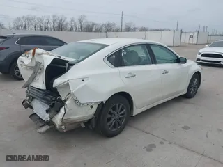 2015 Nissan Altima 2.5 with VIN 1N4AL3AP5FC950179, listed as a IAAI auction lot 41708420 with 125,867 mi miles. Bid and sale history available at carsss.com. Image 4.
