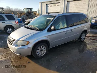 2005 Chrysler Town & Country LX with VIN 2C4GP44R15R542828, listed as a Copart auction lot 47104525 with 276,738 mi miles and Salvage Title. Bid and sale history available at carsss.com. Image 1.