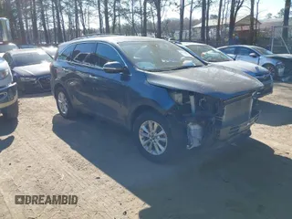 2020 Kia Sorento LX with VIN 5XYPG4A34LG646554, listed as a IAAI auction lot 41760251 with 57,005 mi miles. Bid and sale history available at carsss.com. Image 1.