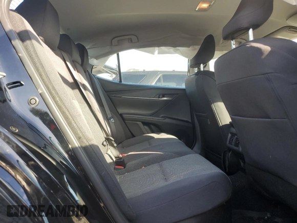 2025 Toyota Camry LE with VIN 4T1DAACK1SU533001, listed as a Copart auction lot 43747945 with 9,236 mi miles and Salvage Title. Bid and sale history available at DreamBid. Image 10.
