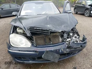2006 Mercedes-Benz S-Class 3.7L with VIN WDBNF67J36A484169, listed as a IAAI auction lot 42021582 with 138,406 mi miles. Bid and sale history available at carsss.com. Image 6.