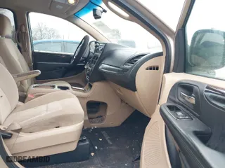2015 Dodge Grand Caravan SXT with VIN 2C4RDGCG5FR640149, listed as a IAAI auction lot 41480020 with 141,524 mi miles. Bid and sale history available at carsss.com. Image 5.