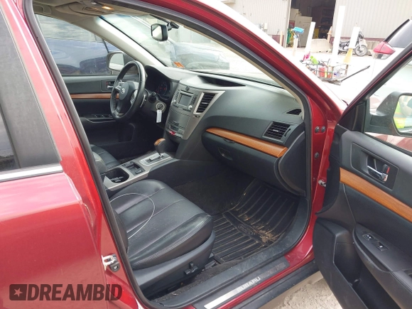 2013 Subaru Outback Limited z VIN 4S4BRCKC3D3212866, wystawiony jako IAAI lot #42474578 z przebiegiem 219 050 mil mil oraz . Historia ofert i sprzedaży dostępna na DreamBid. Obrazek 5.